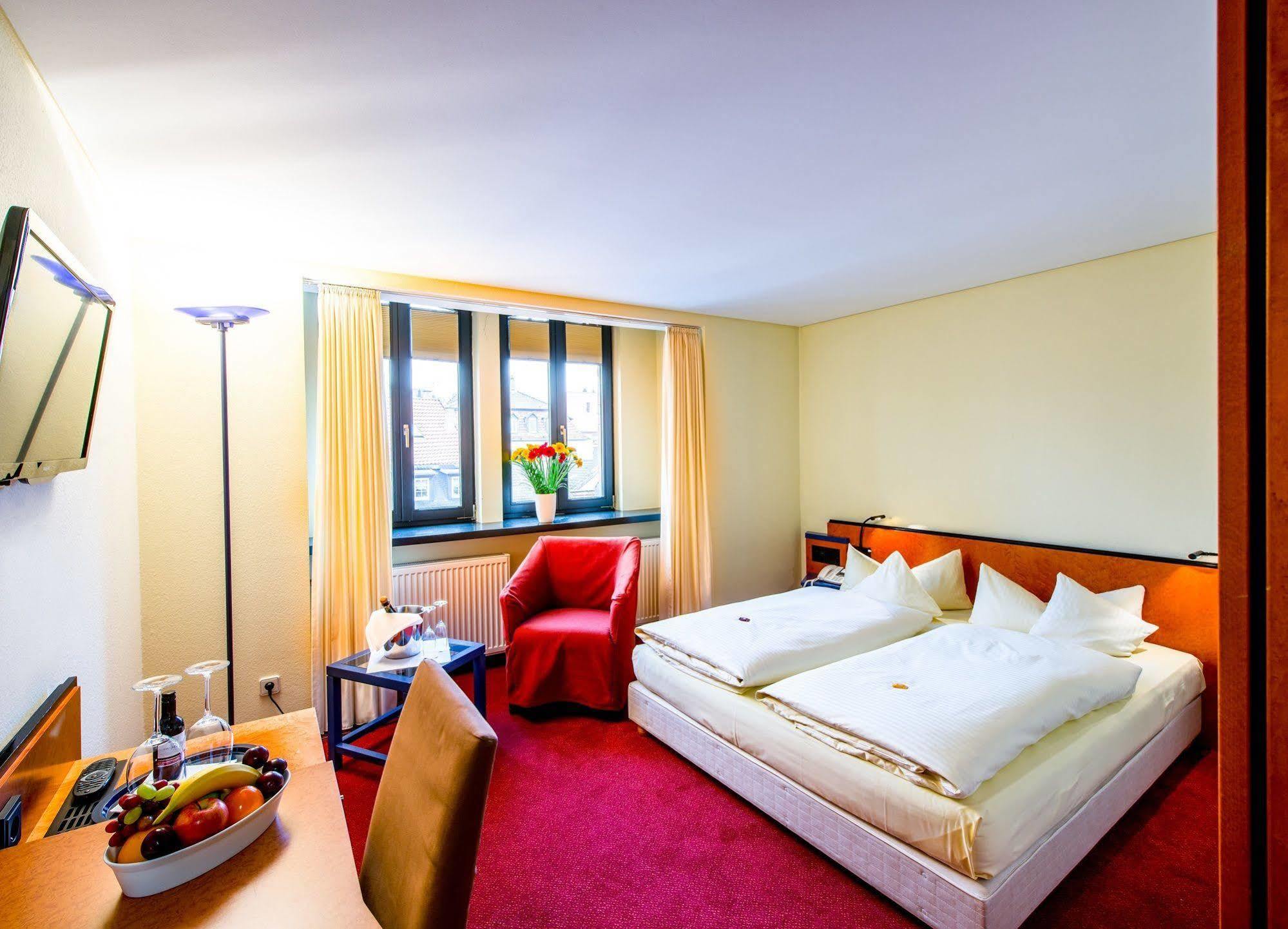 Hotel Zum Ritter Φούλντα Εξωτερικό φωτογραφία